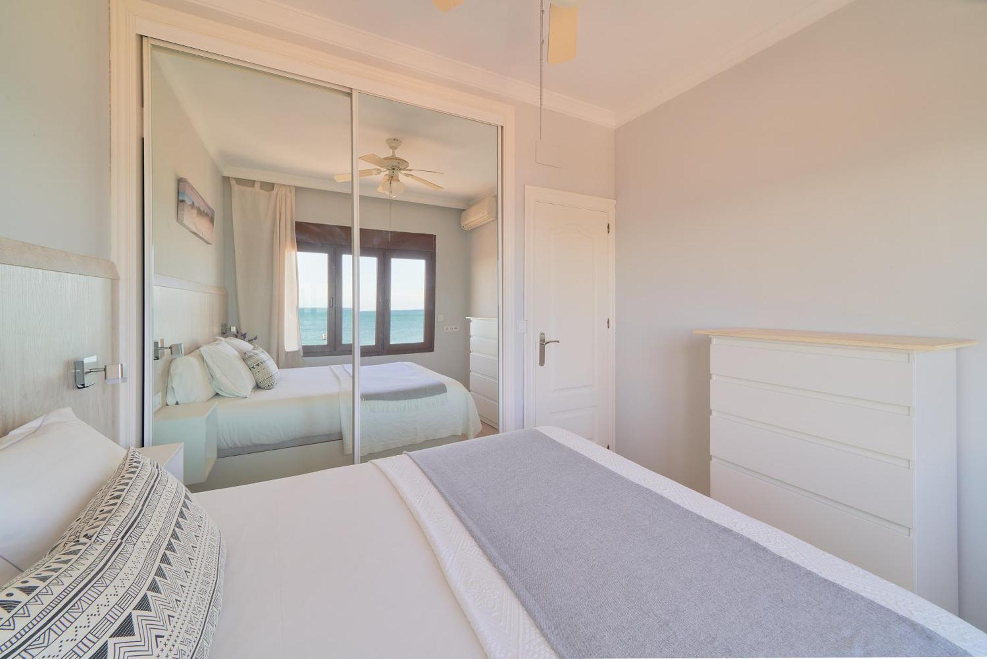 Xpce Playa Bajondillo Terrace - Parking Free Apartment ตอร์เรโมลิโนส ภายนอก รูปภาพ