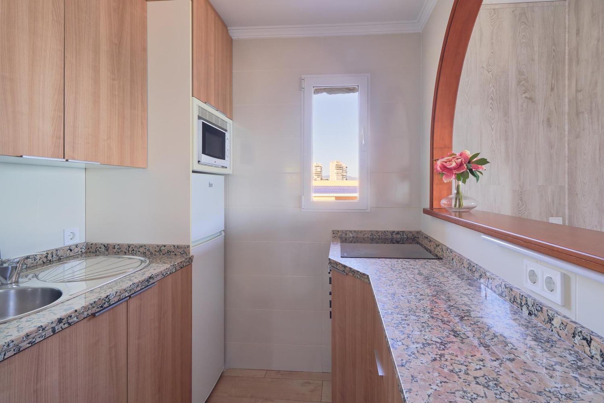 Xpce Playa Bajondillo Terrace - Parking Free Apartment ตอร์เรโมลิโนส ภายนอก รูปภาพ
