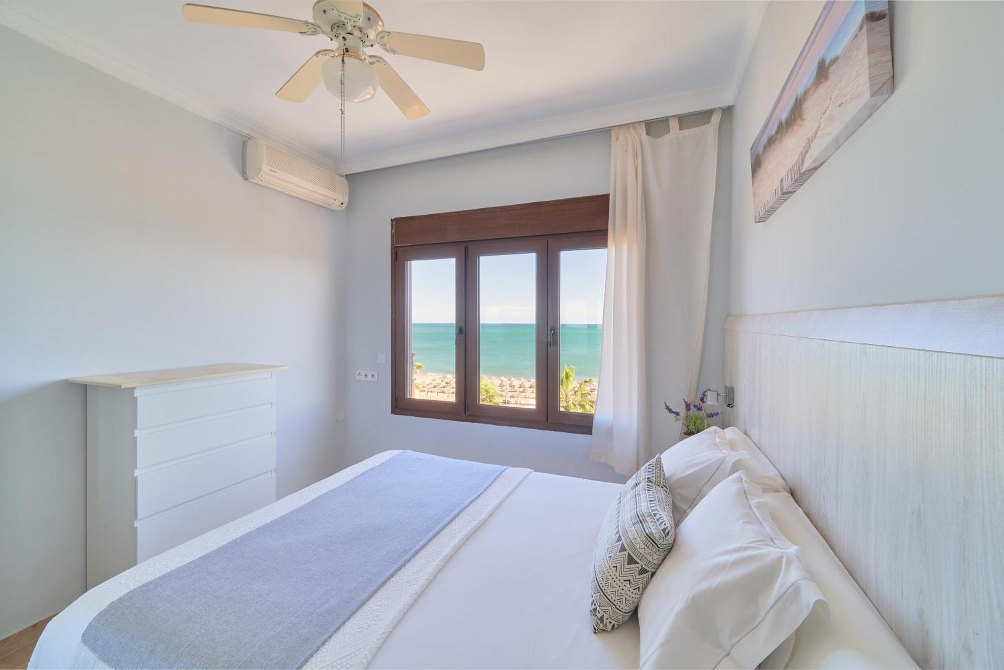 Xpce Playa Bajondillo Terrace - Parking Free Apartment ตอร์เรโมลิโนส ภายนอก รูปภาพ