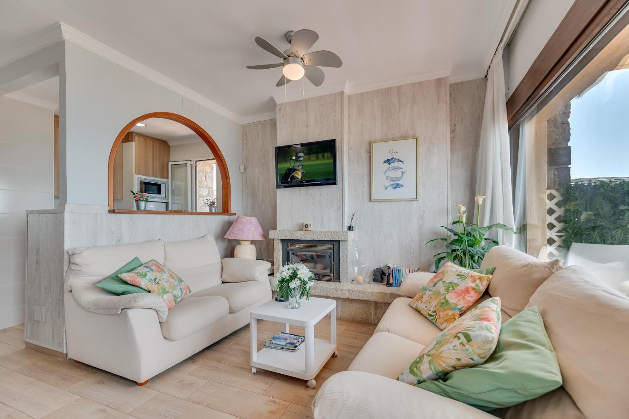 Xpce Playa Bajondillo Terrace - Parking Free Apartment ตอร์เรโมลิโนส ภายนอก รูปภาพ